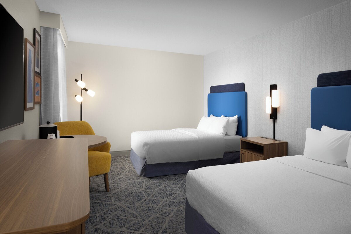 Room, 2 Queen Beds, Hearing Accessible, Non Smoking | Premium bedding, down comforters, desk, laptop workspace