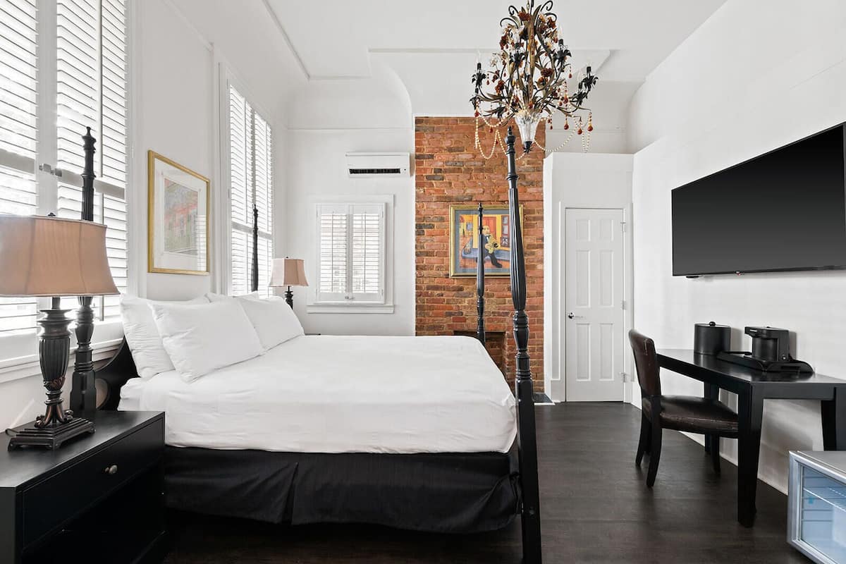 Kamar Deluks, 1 Tempat Tidur Queen | Seprai premium dan didekorasi berbeda-beda