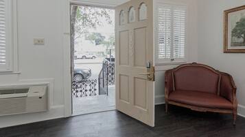 Room, 1 King Bed, Balcony | Premium bedding, individually decorated, individually furnished