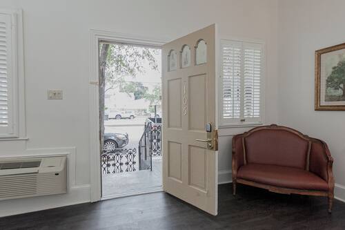 Chambre, 1 très grand lit, balcon | Literie de qualité supérieure, décoration personnalisée
