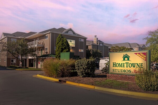 Front of property – evening/night