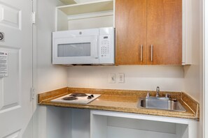 Estudio, 2 camas individuales, para no fumadores | Escritorio, cortinas blackout, wifi gratis y ropa de cama 