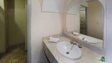 Jetted tub, hair dryer