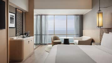 Premium bedding, pillow-top beds, minibar, in-room safe