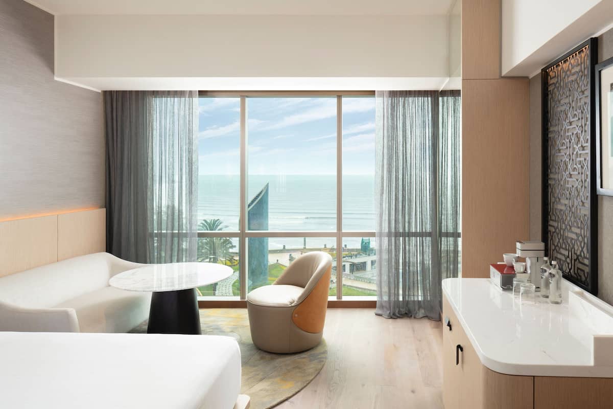Premium bedding, pillow-top beds, minibar, in-room safe