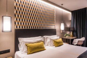 1 Schlafzimmer, Minibar, Zimmersafe, Schreibtisch