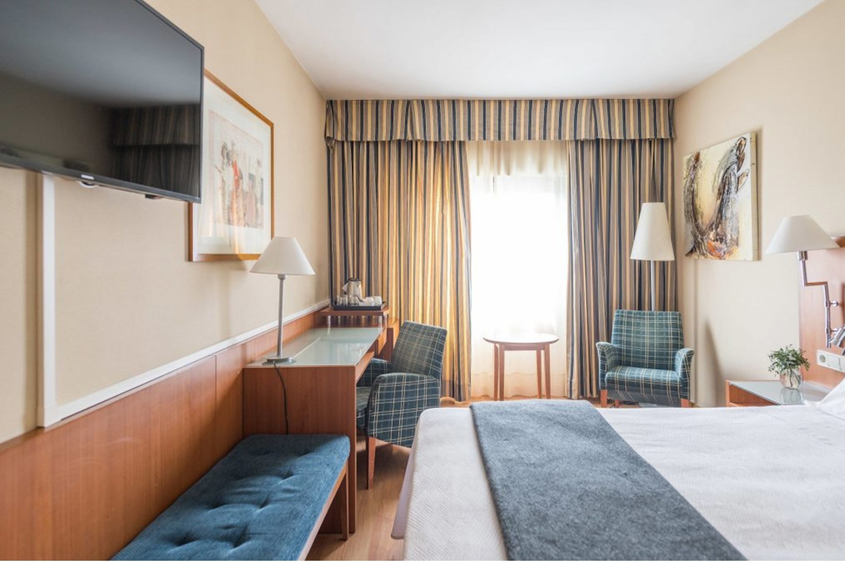 minibar, in-room safe, desk, blackout curtains