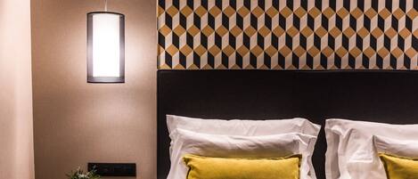 Minibar, caja fuerte, escritorio y cortinas opacas