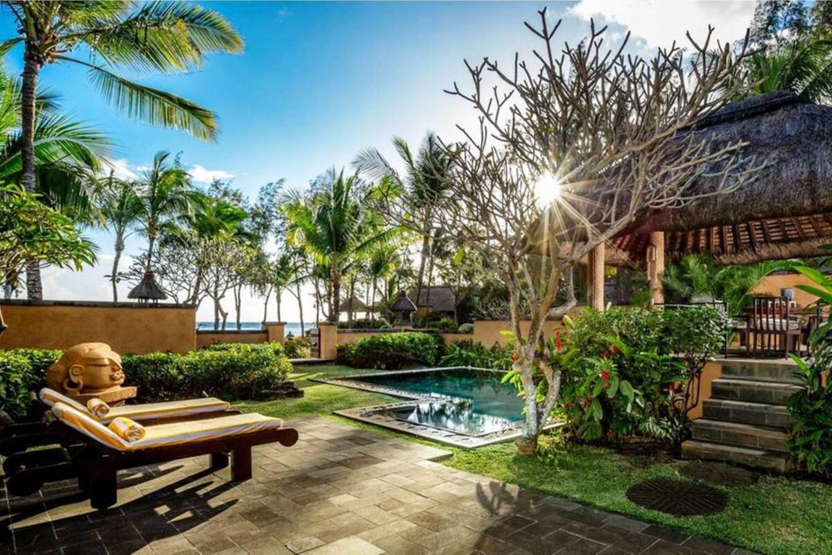 Premier Ocean View Villa with Private Pool | Hypo-allergenic bedding available, minibar, in-room safe, desk