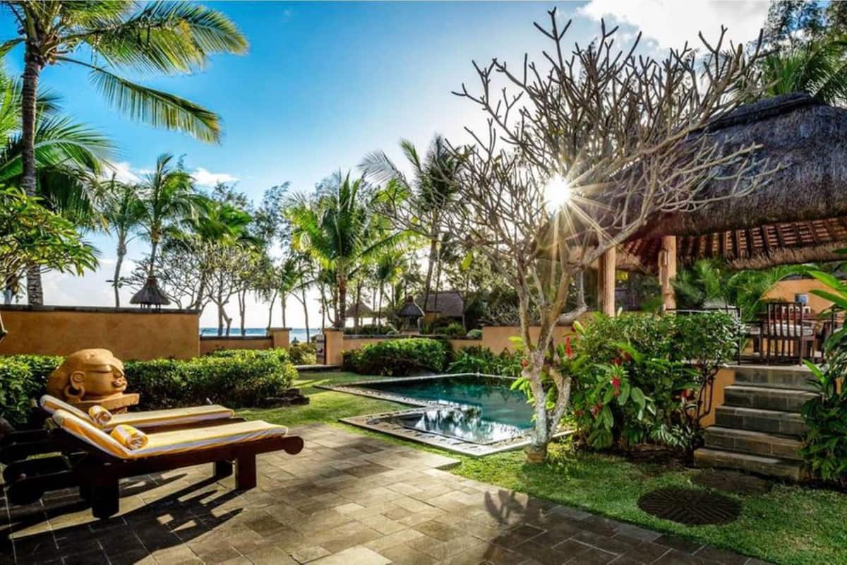 Premier Ocean View Villa with Private Pool | 1 bedroom, hypo-allergenic bedding, minibar, in-room safe