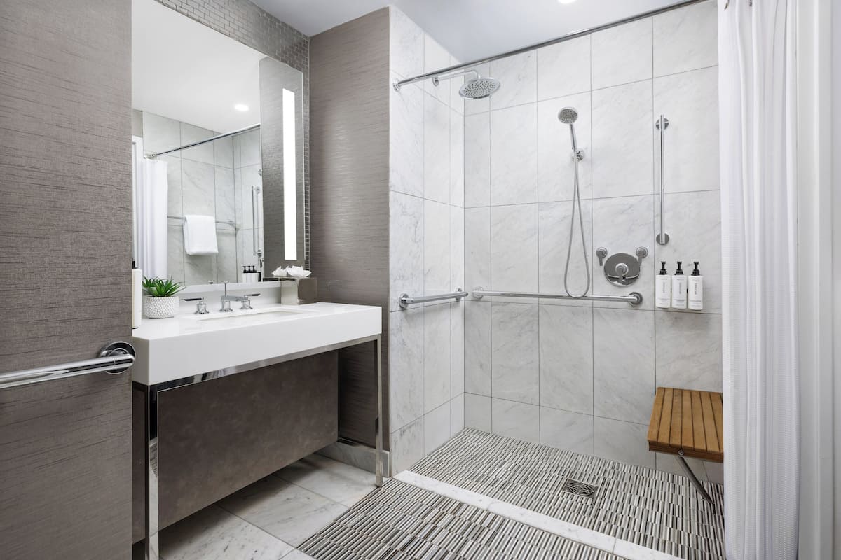 Designertoiletartikler, hårtørrer, håndklæder, Sæbe