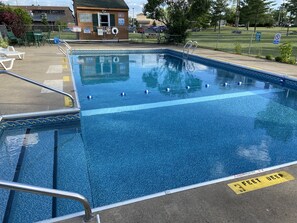 Utomhuspool