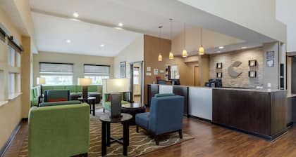 Comfort Suites DFW Airport