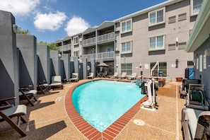 Outdoor pool, sun loungers