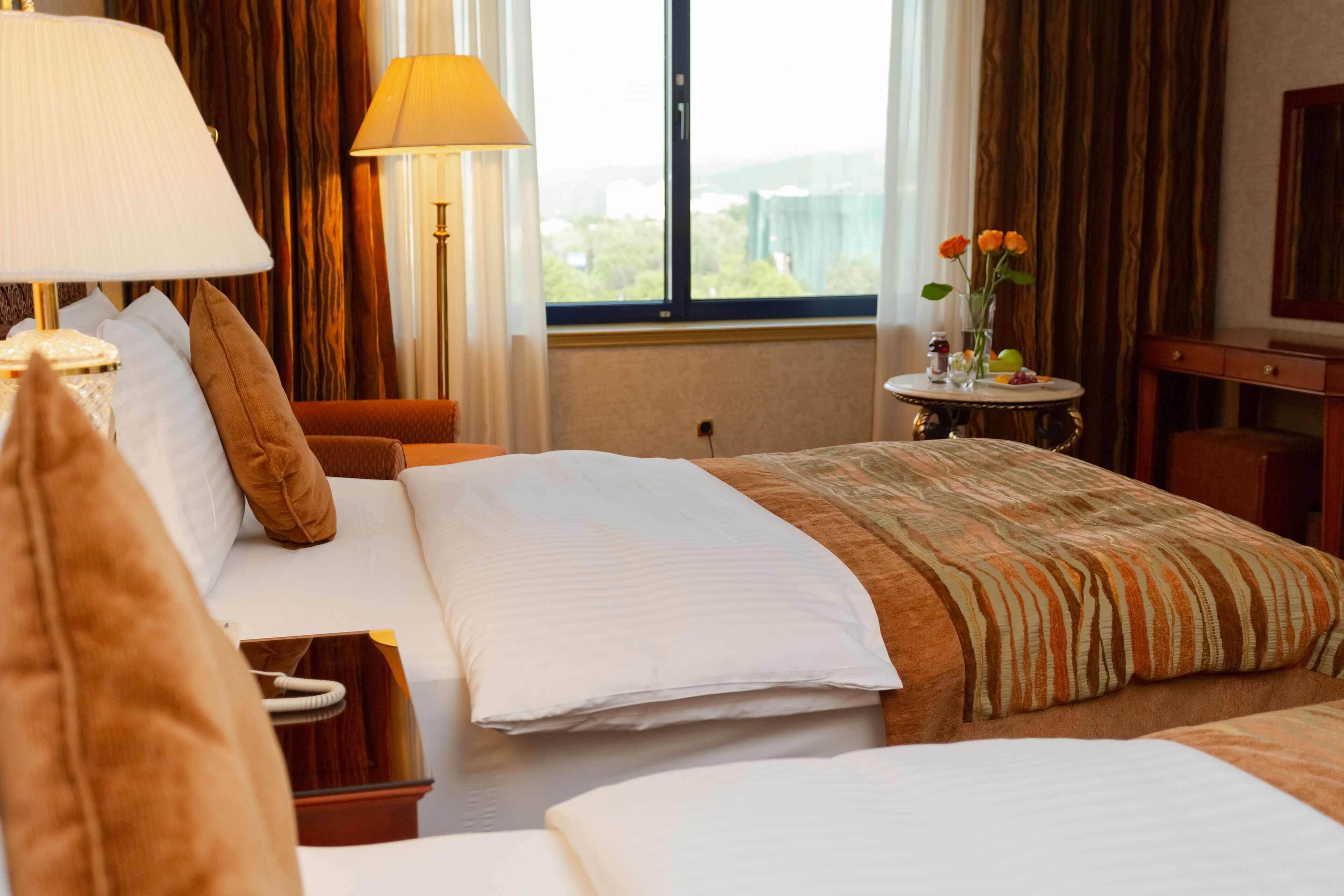 classic room, 2 single beds | city view