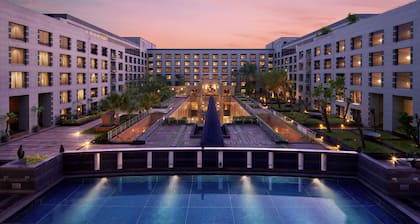 Grand Hyatt Mumbai Hotel and Serviced Apartments