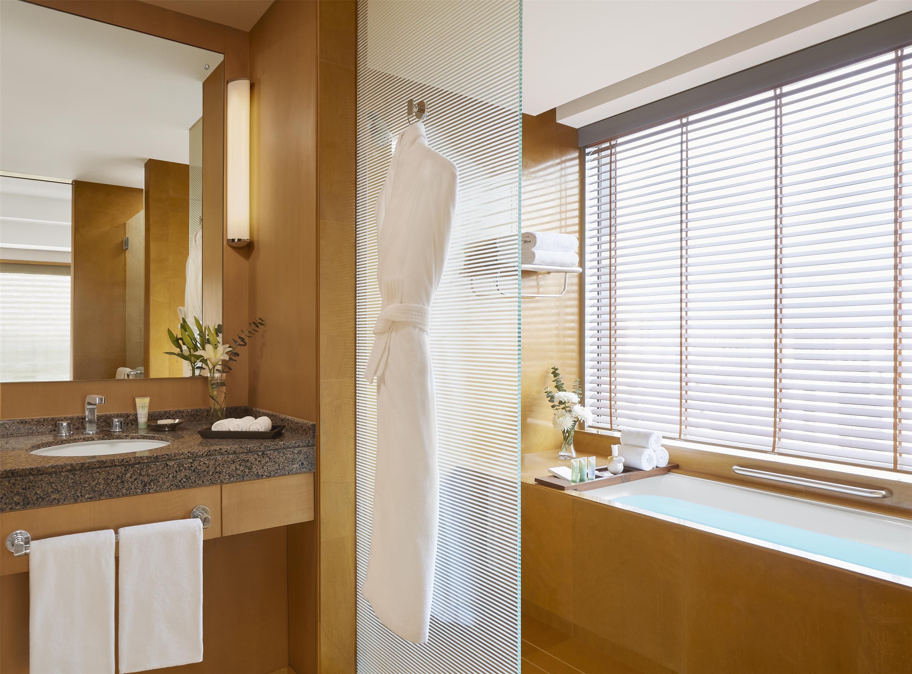 Rainfall showerhead, free toiletries, hair dryer, bathrobes