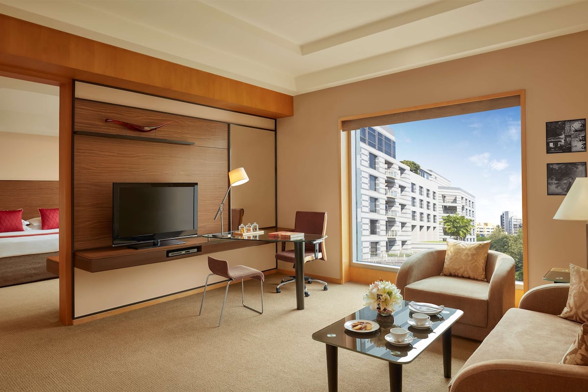 Executive Suite (Grand) | Premium bedding, minibar, in-room safe, individually decorated