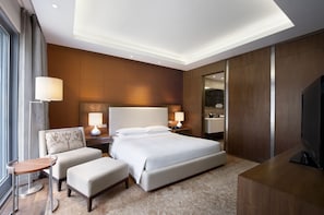 Ropa de cama de alta calidad, minibar, caja fuerte