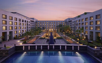 Grand Hyatt Mumbai Hotel and Serviced Apartments