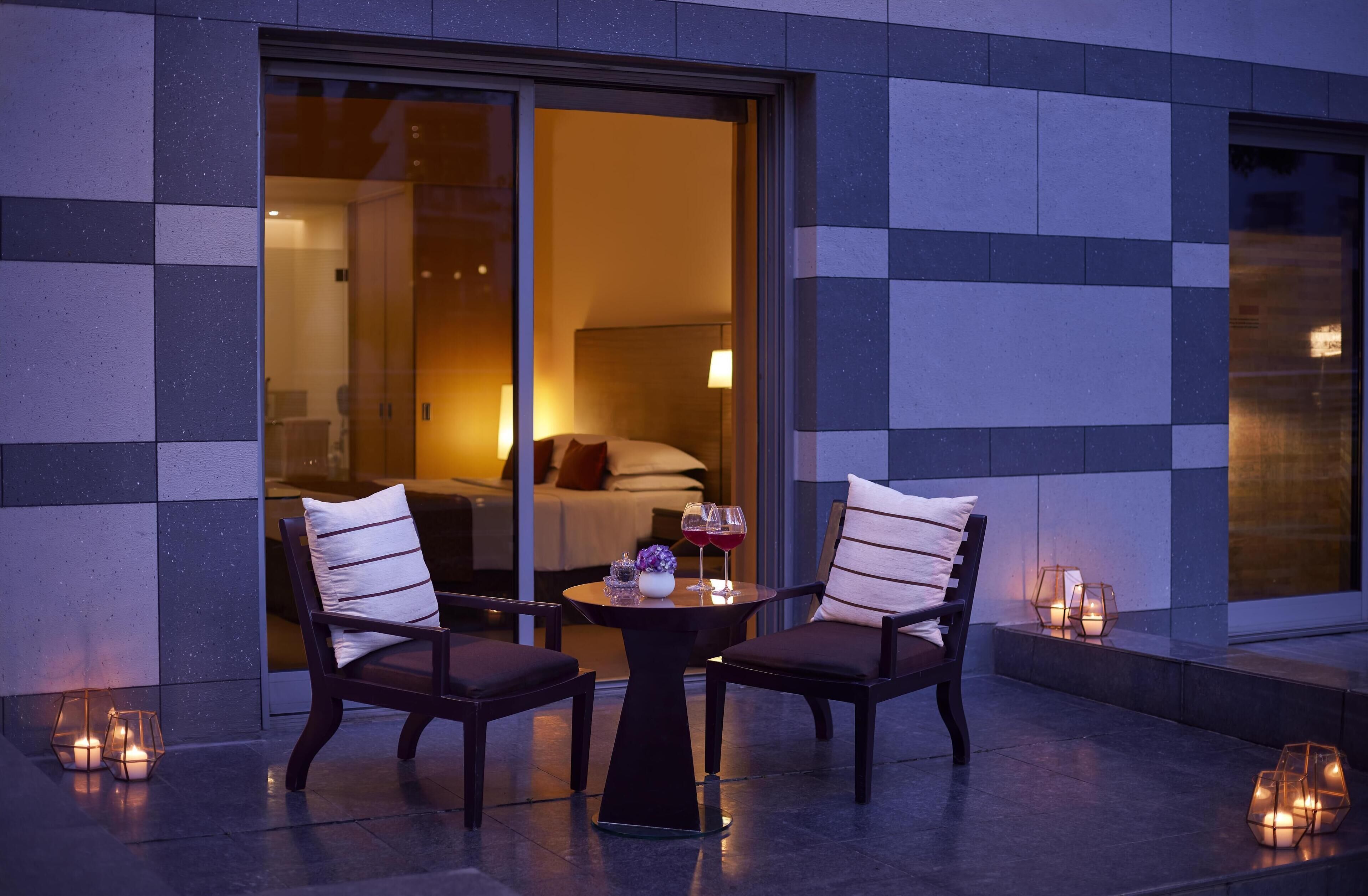 1 bedroom, premium bedding, minibar, in-room safe