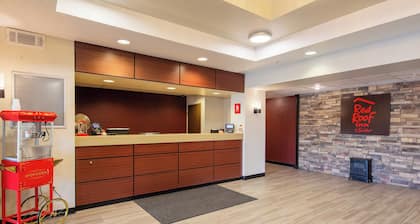 Red Roof Inn & Suites Indianapolis Airport