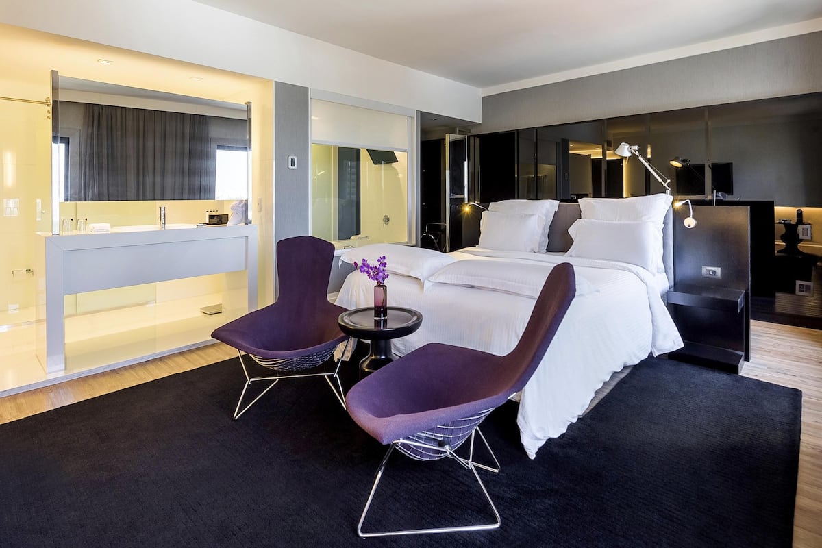 Executive-Suite, 1 Queen-Bett, Parkblick | Hochwertige Bettwaren, Minibar, Zimmersafe, Schreibtisch