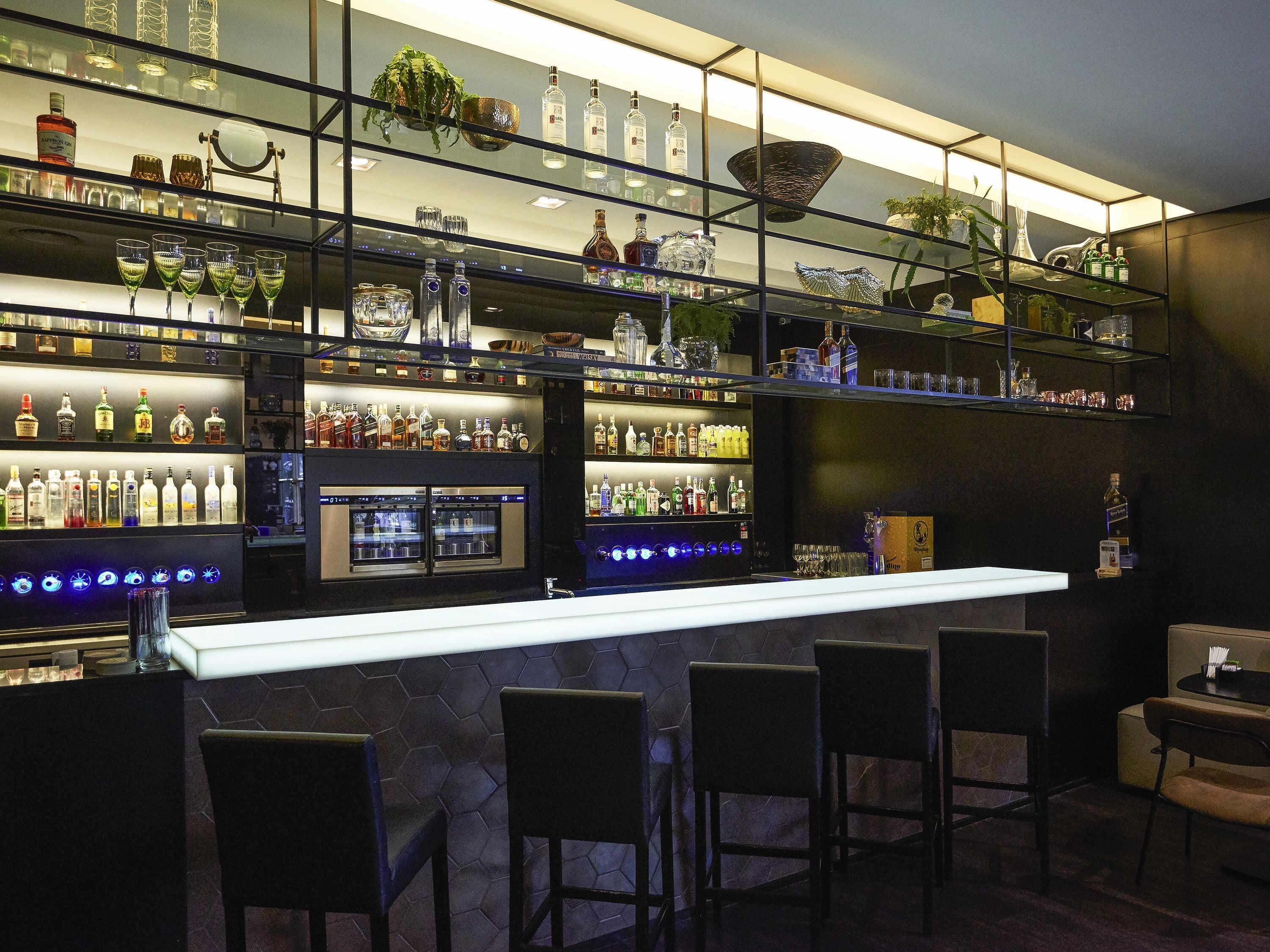 Bar (en el alojamiento)