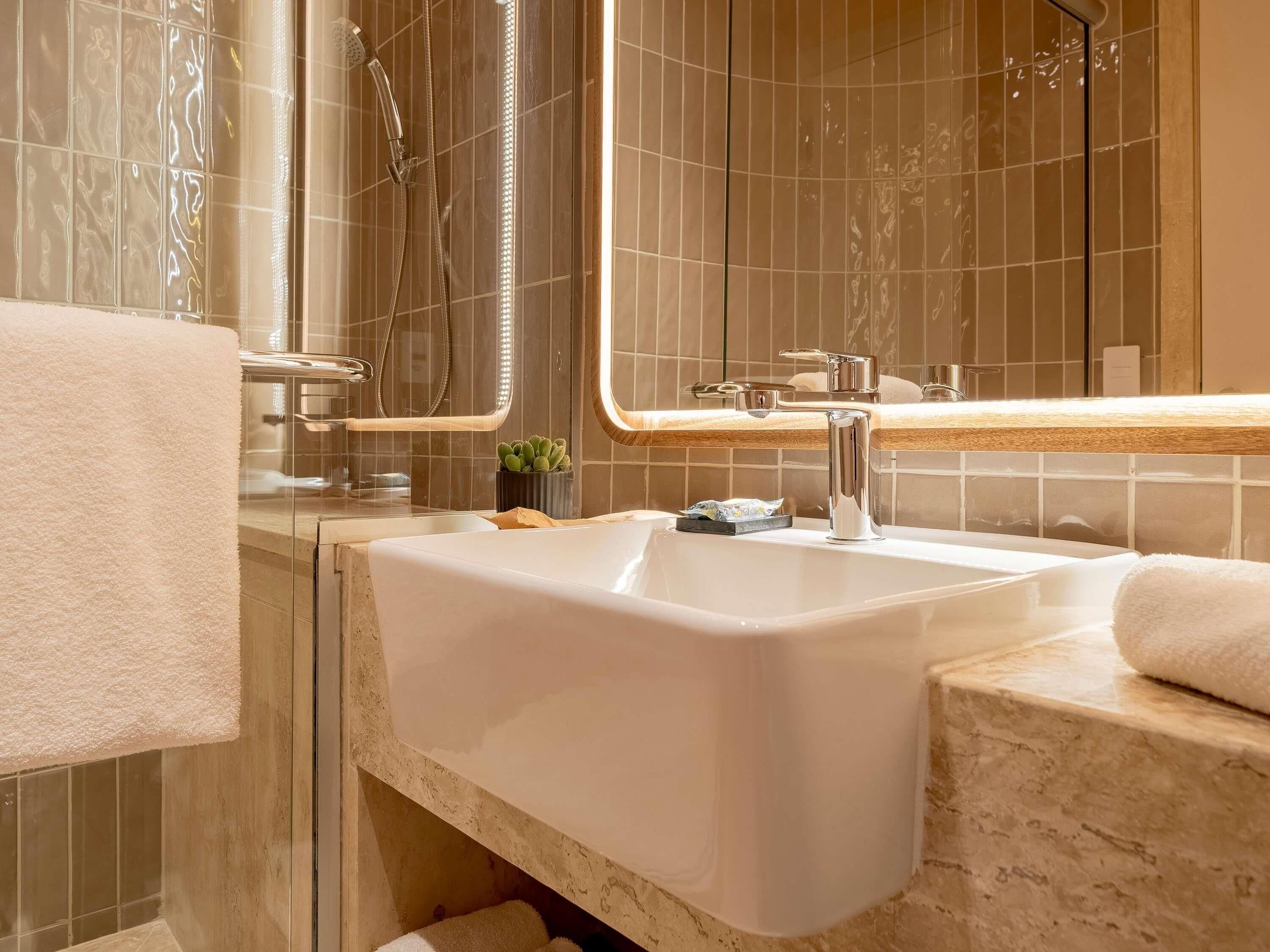 Premium-rum | Sängtillbehör av högsta kvalitet och minibar