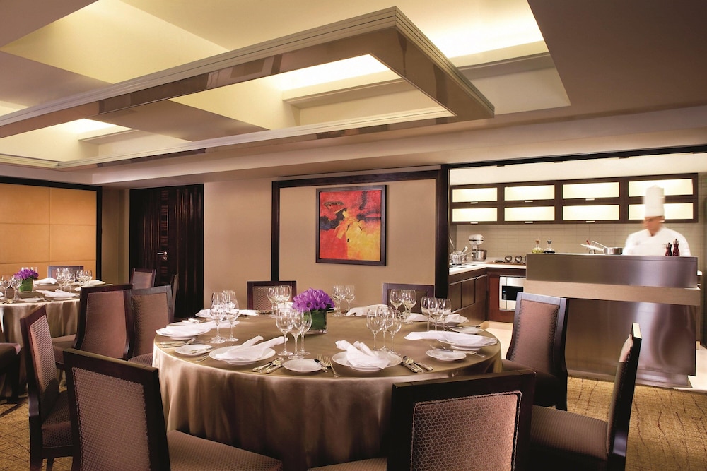 The Portman Ritz-Carlton, Shanghai by null