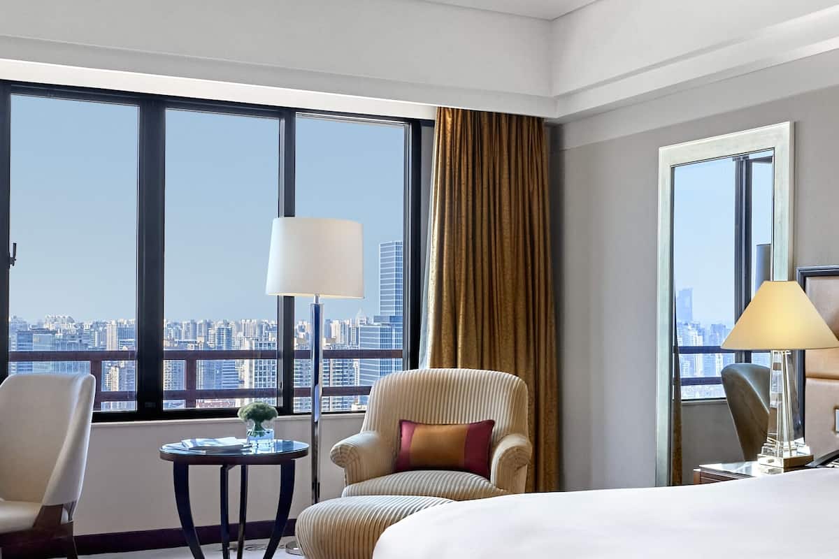 1 bedroom, premium bedding, pillowtop beds, minibar