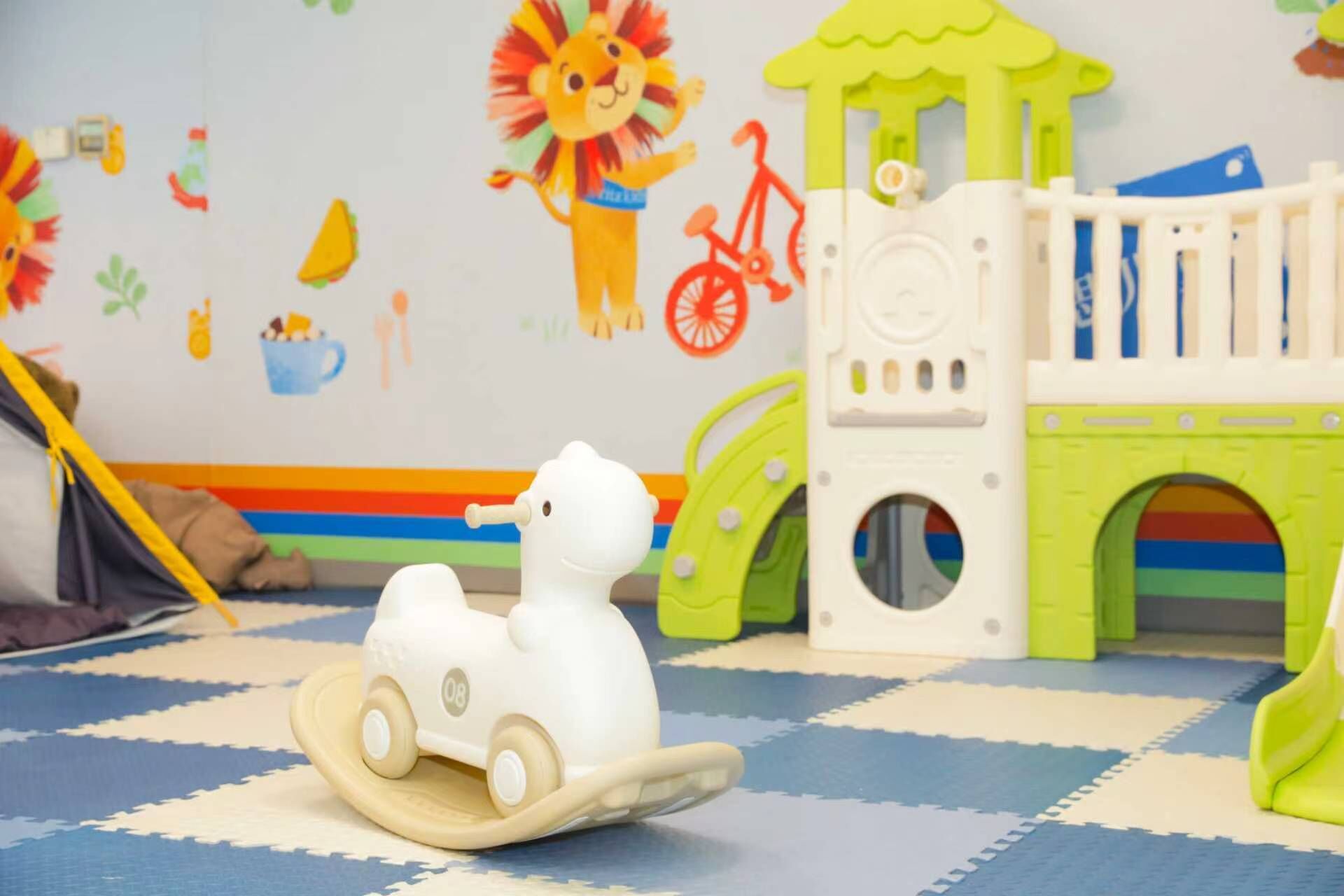 Children’s play area – indoor