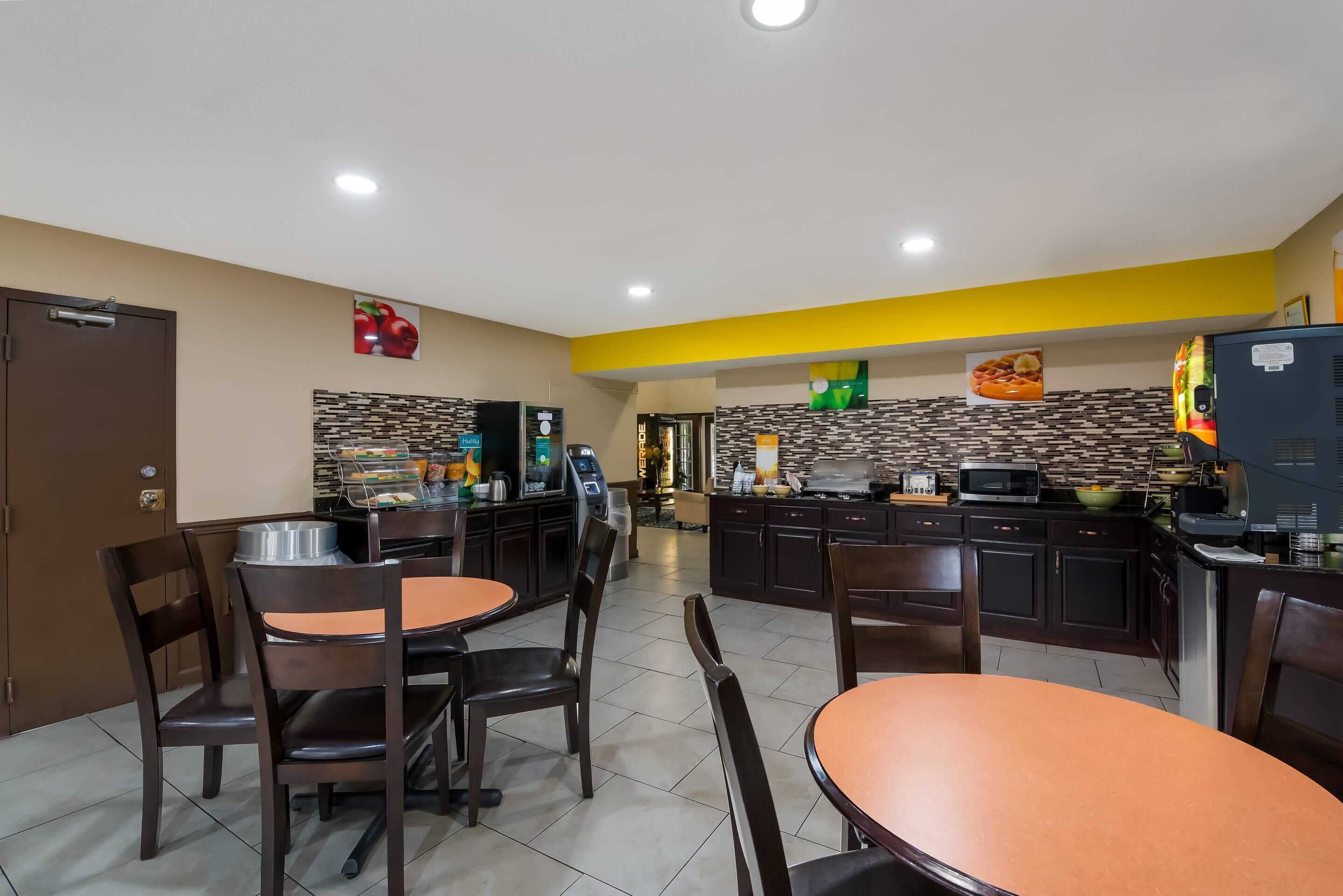 Petit déjeuner continental compris tous les jours