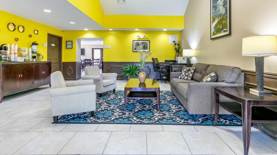 Quality Inn Johnson City I-26 exit 17