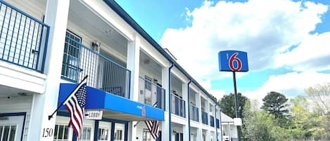 Bagian depan properti