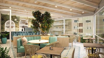 2 restaurants, breakfast served