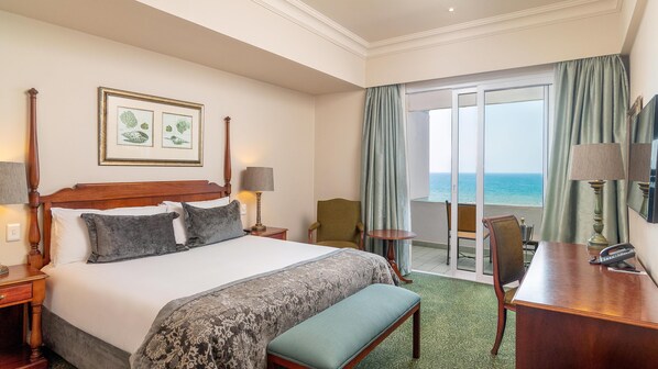 Superior-Doppel- oder -Zweibettzimmer, 1 Schlafzimmer, Meerblick | Hochwertige Bettwaren, Tempur-Pedic-Betten, Minibar, Zimmersafe