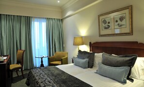 Double Room, 1 Double Bed | Premium bedding, Tempur-Pedic beds, minibar, in-room safe