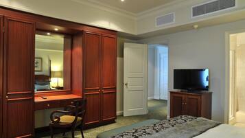 1 bedroom, premium bedding, Tempur-Pedic beds, minibar