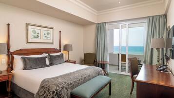 Superior Double or Twin Room, 1 Bedroom, Sea View | Premium bedding, Tempur-Pedic beds, minibar, in-room safe