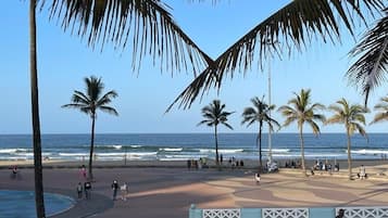 Di pantai