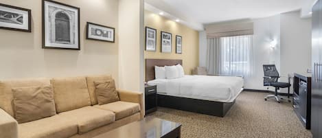 Suite, 1 King Bed, Non Smoking | In-room safe, desk, iron/ironing board, free WiFi