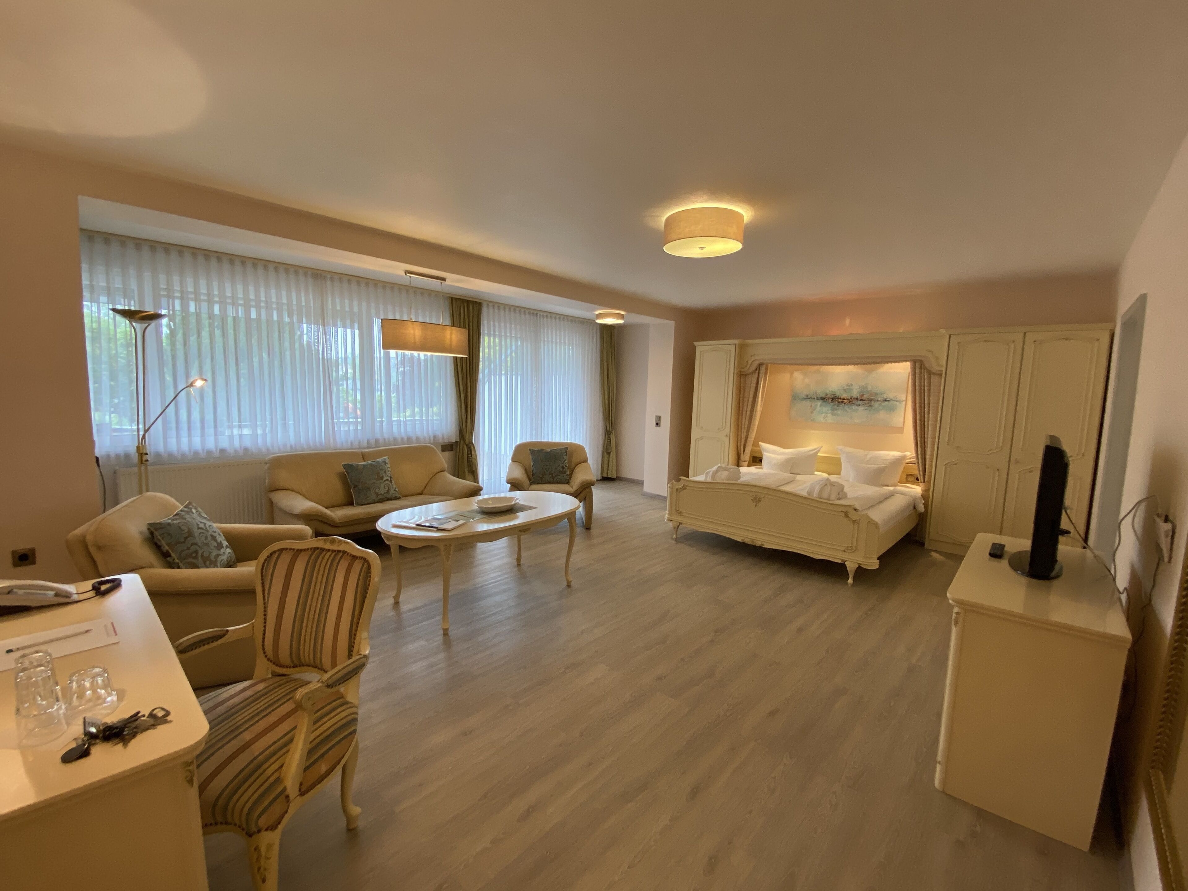 superior double room, non smoking | hypo-allergenic bedding, in-room safe, individually decorated, desk