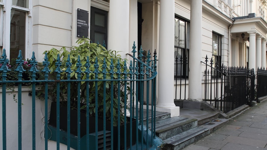 Kensington Gardens Hotel