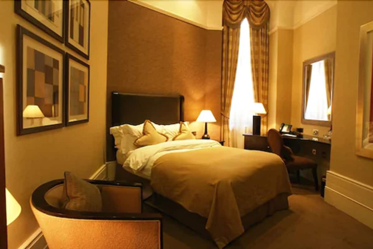 club double room | egyptian cotton sheets, premium bedding, down duvets, minibar