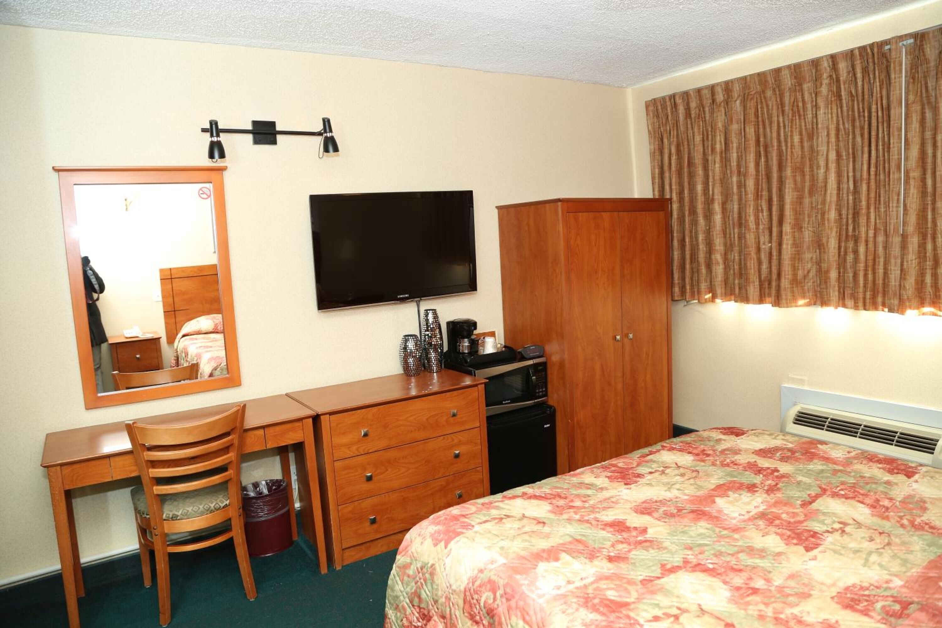 Photo - Fairfield Inn by Marriott JFK Airport