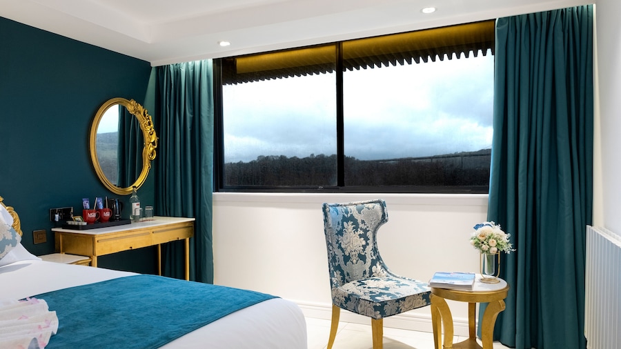 Muthu Glasgow River Hotel