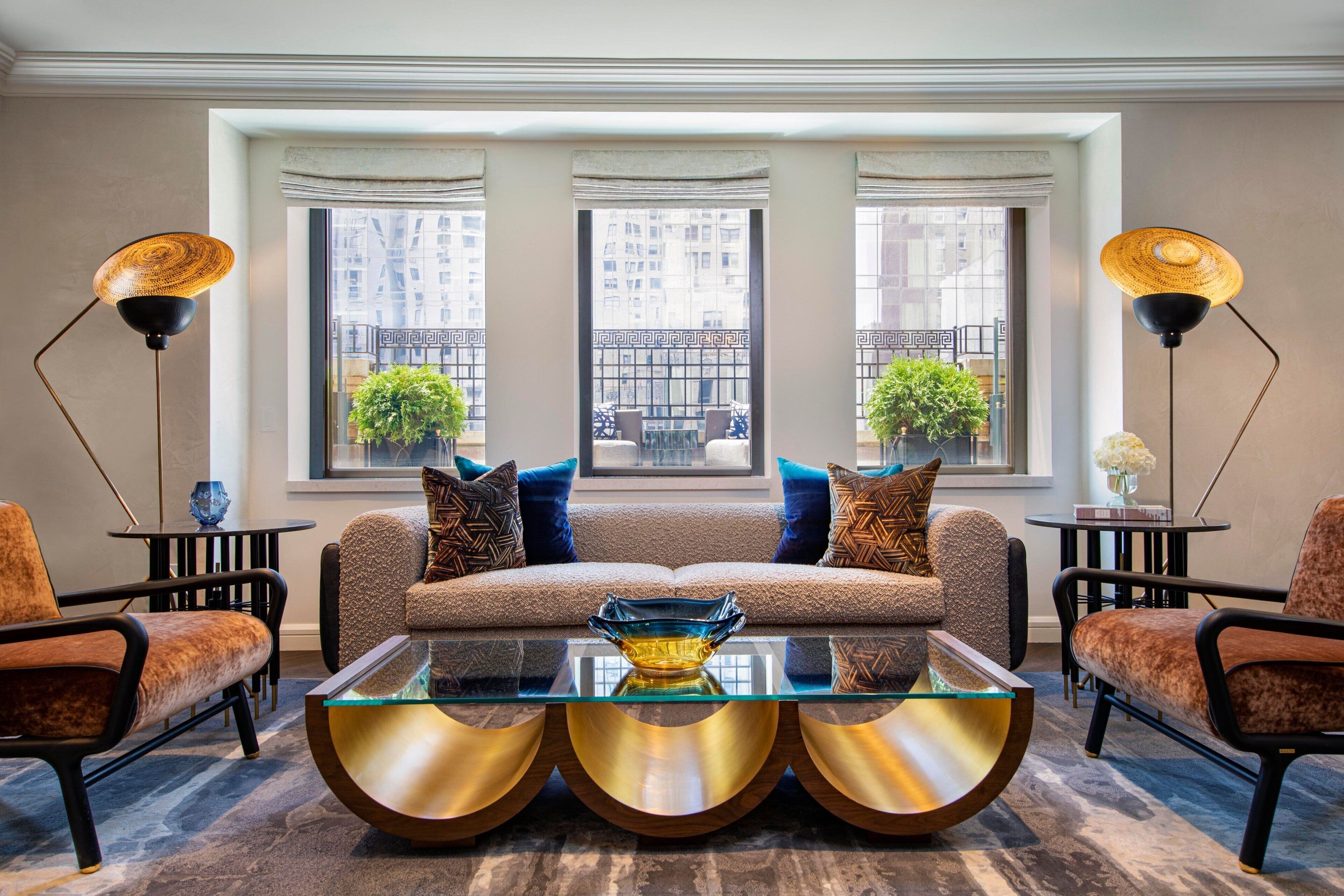 Télévision LCD de 46 pouces avec chaînes par câble, télévision