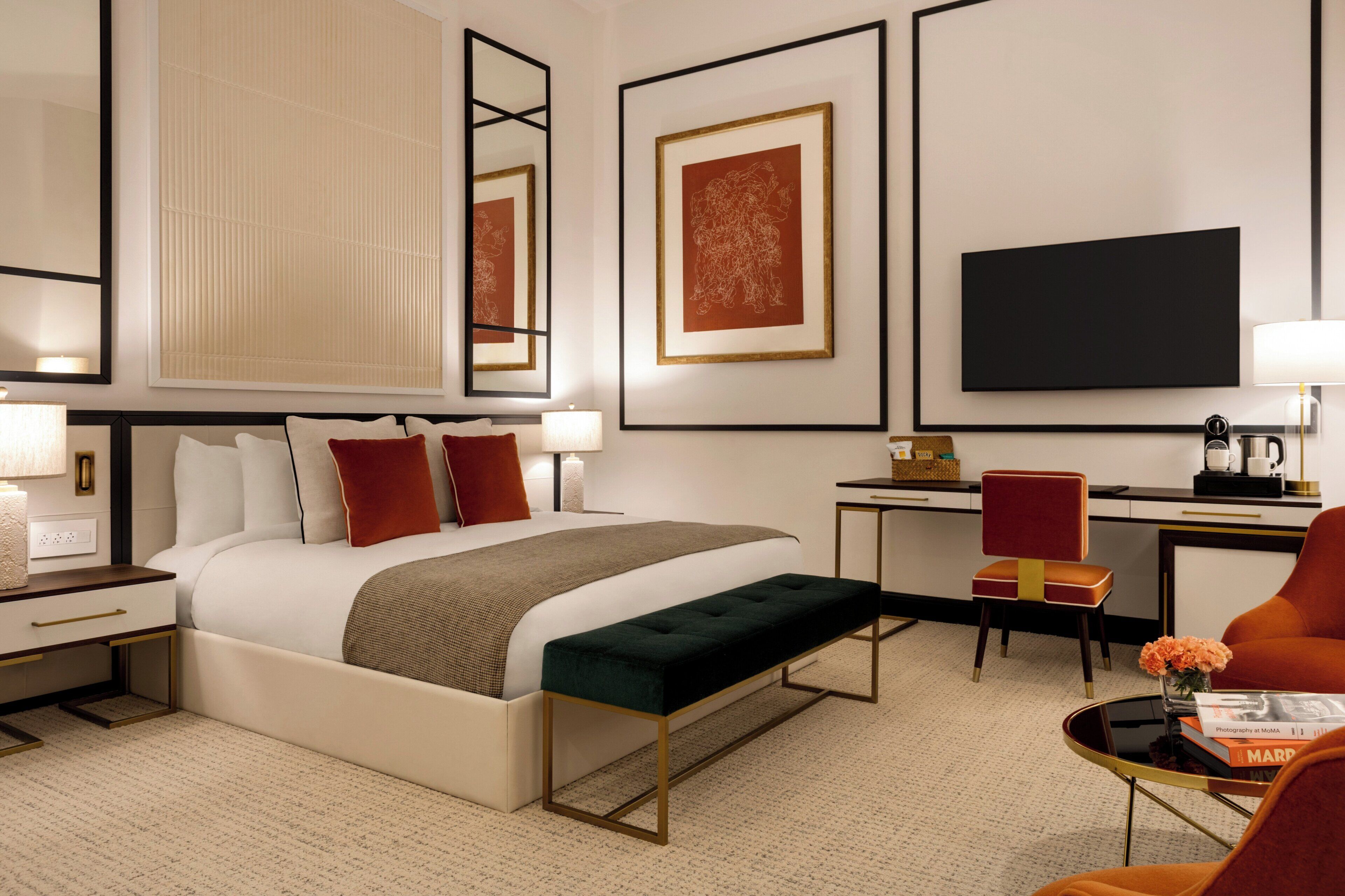 Couette en duvet d'oie, coffres-forts dans les chambres, bureau