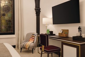 Down comforters, in-room safe, desk, laptop workspace